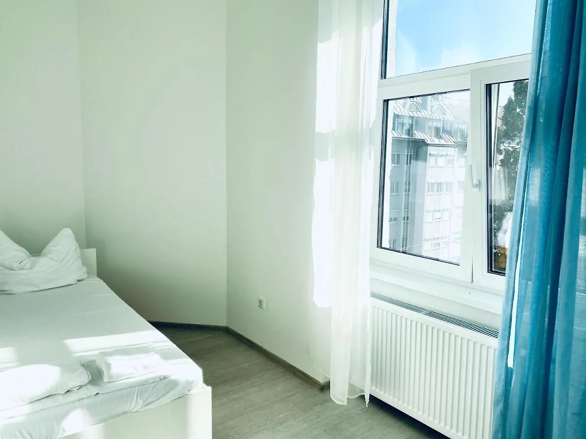 City Residence Rooms & Apartments Wien